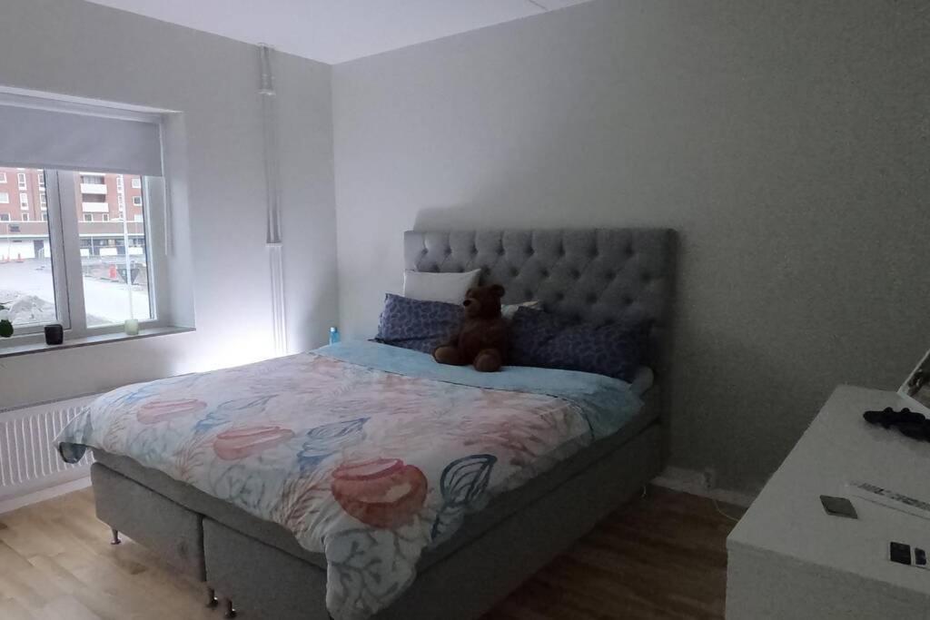 Homestay - Private Room In An Apartment กอเทนเบิร์ก ภายนอก รูปภาพ
