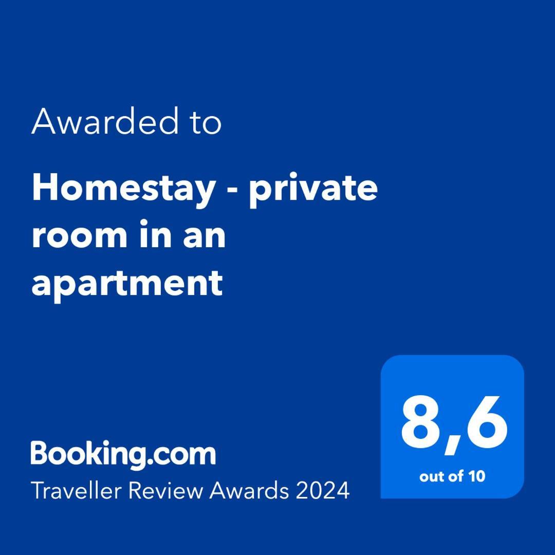 Homestay - Private Room In An Apartment กอเทนเบิร์ก ภายนอก รูปภาพ